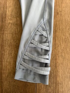 Lattice Crop Leggings Blue Small Vogo Athletica